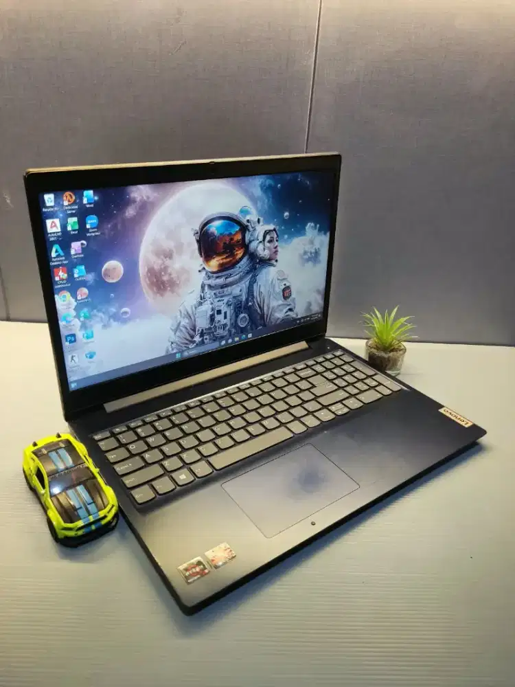 Lenovo Ideapad IP3-ARE5 81WA Quiet Blue Colour Ryzen 5 superslim  SSD