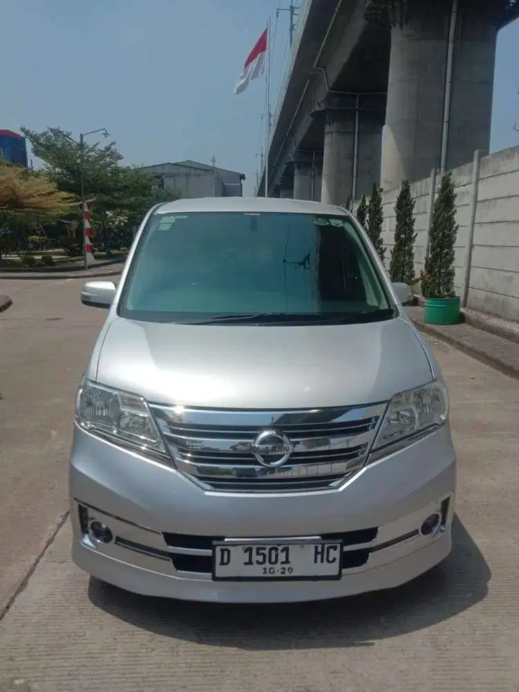 Nissan Serena 2014 Bensin