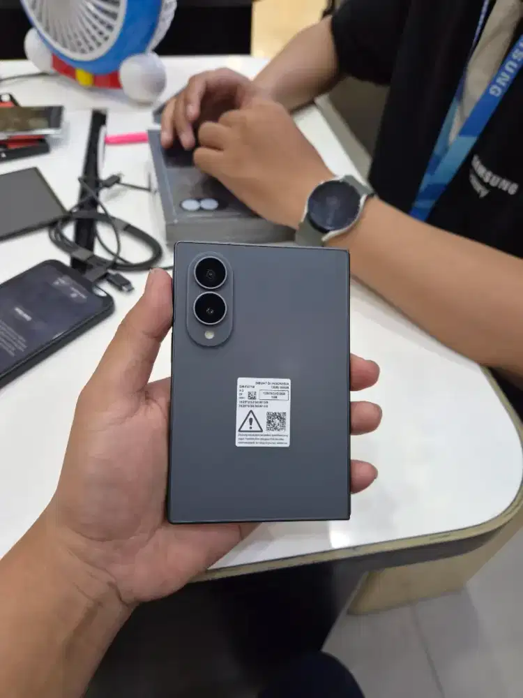 SAMSUNG ZFOLD 8