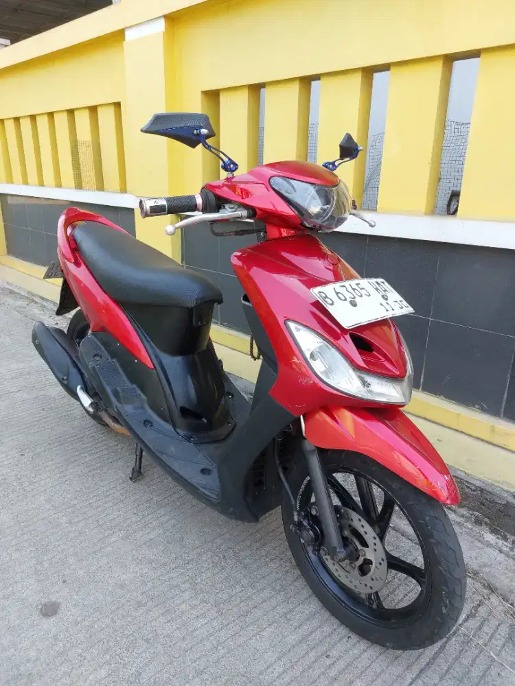 Mio smiel 2009 merah pajak hidup lengkap
