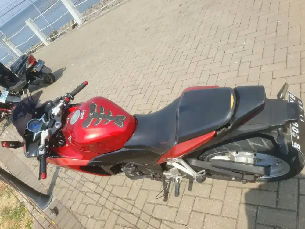 Jual Bu CBR 250R 13 juta nego