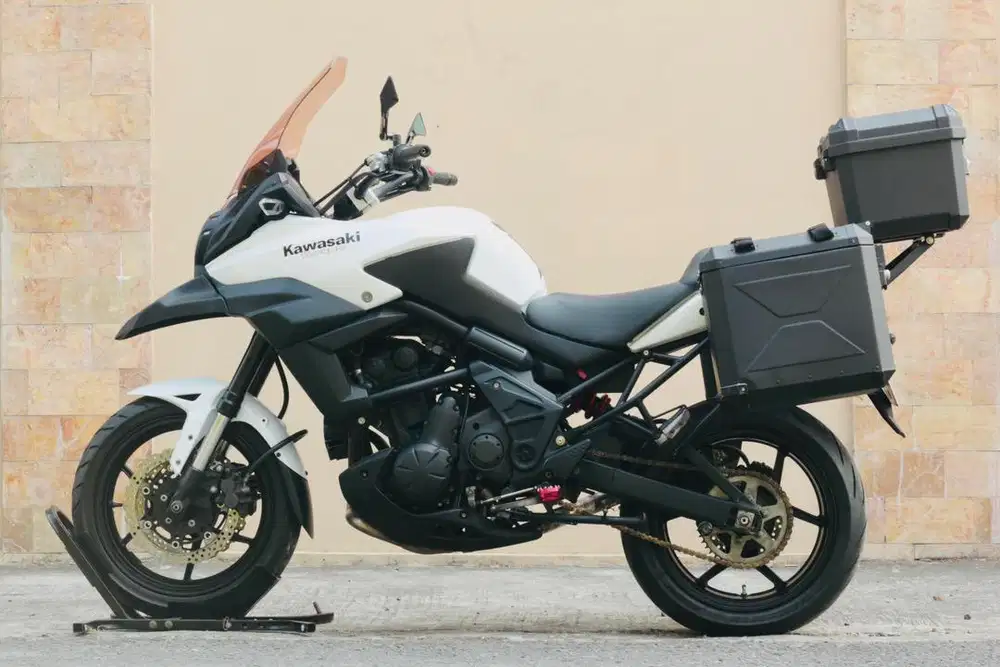 Kawasaki versys 650 mulus BMW GS310 V-Stroum CB500X er6n