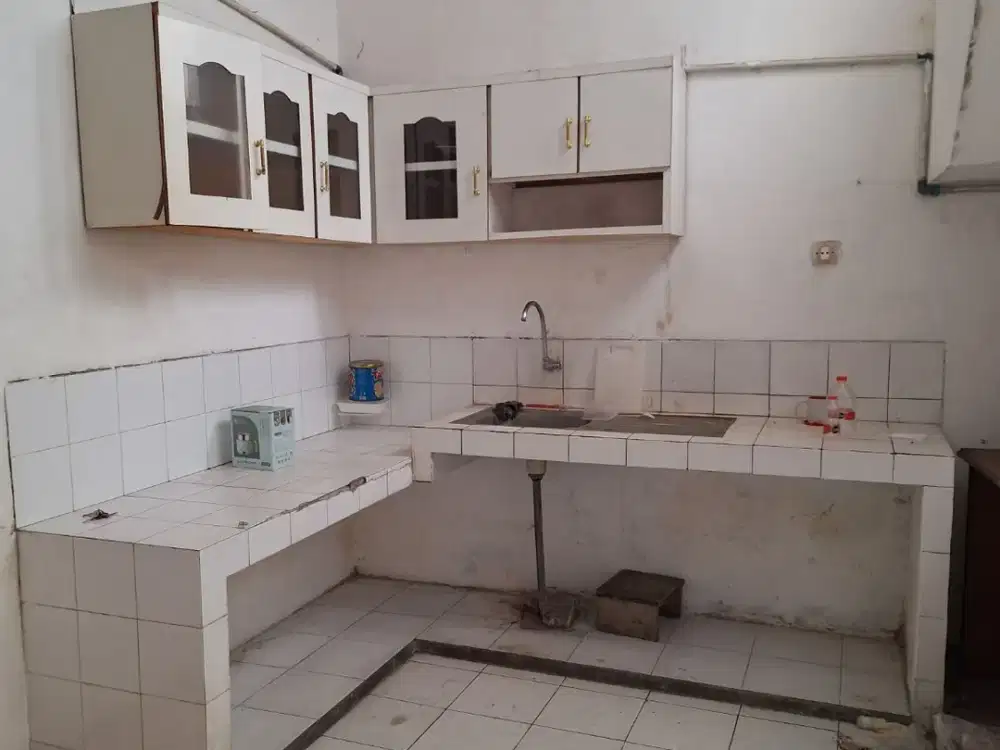 Disewakan Rumah Grand Deltasari