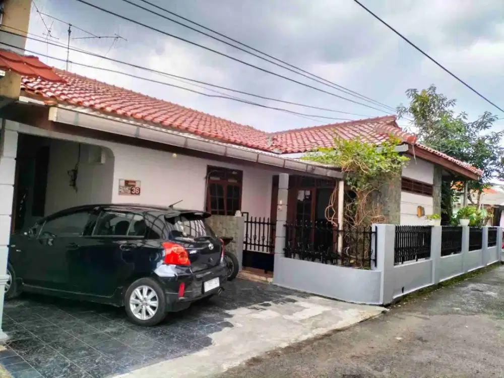 Dijual Rumah dalam komplek Pejaten Barat pasar Minggu Jakarta selatan