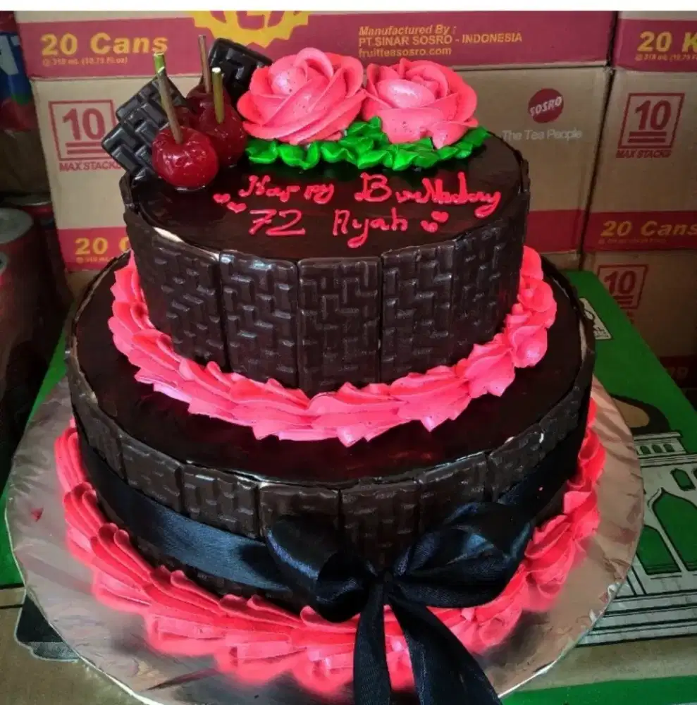 Kue ulang tahun blackforest 2 tingkat pagar coklat