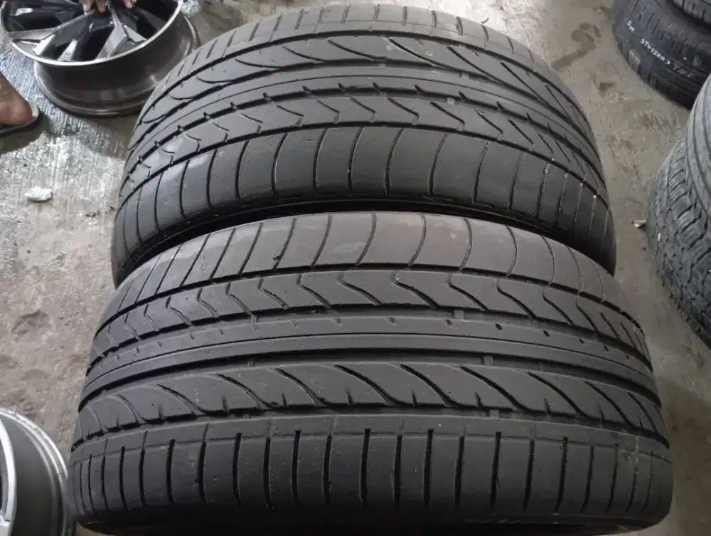 Bridgestone 285 40 R21