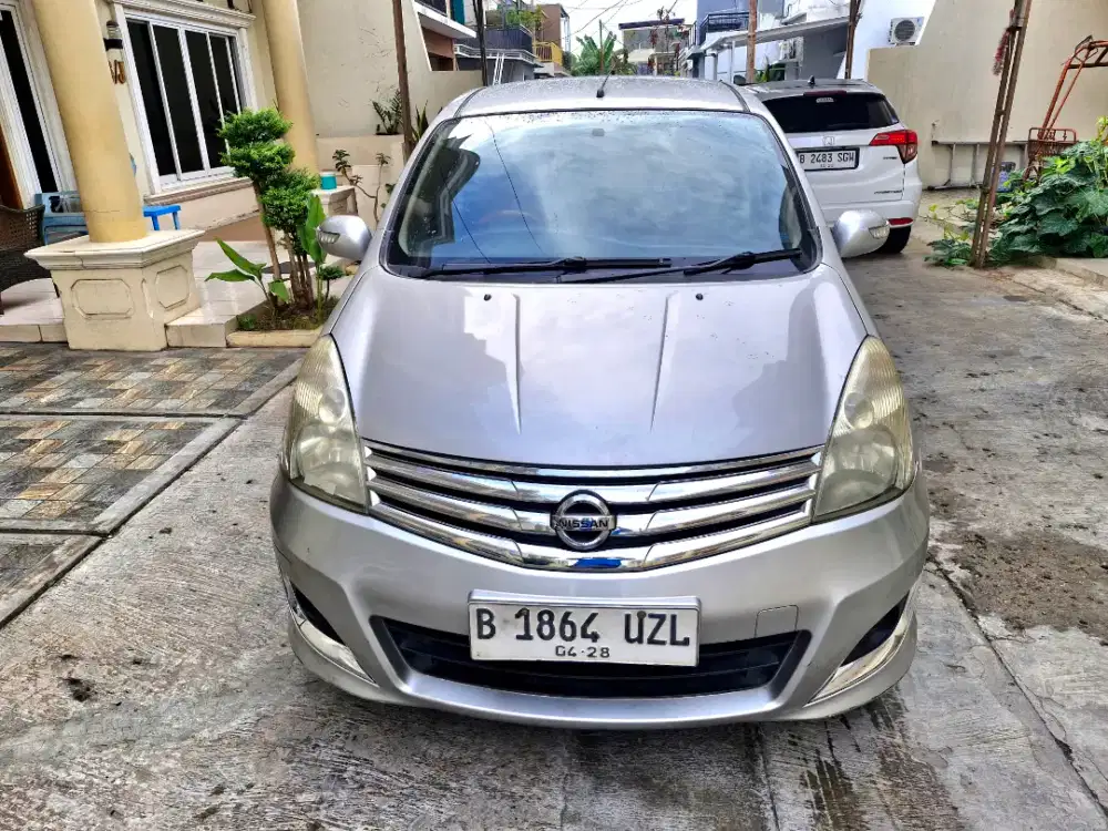 Grand livina ultimate at 2013 bln4 tdp 8jt