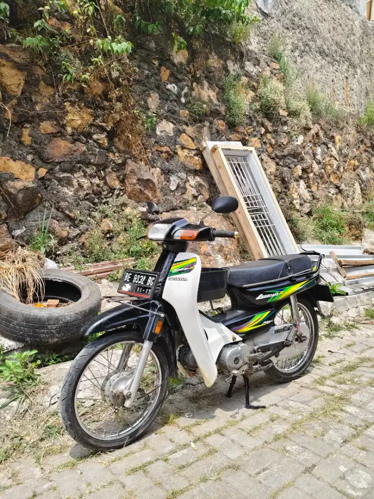 Honda legenda 2003 lengkap