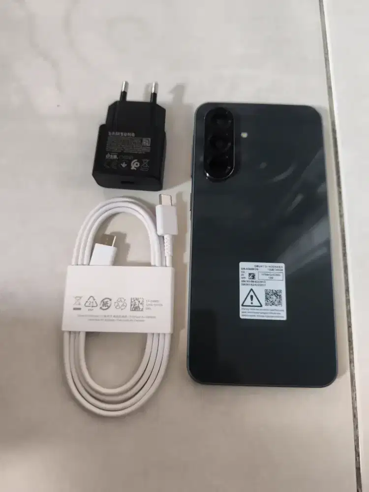 Samsung a56 5G 12/256 graphite black mulus like new sein