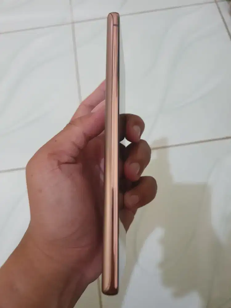 Samsung note 20 8/256 sein