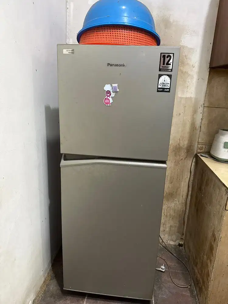 kulkas kecil 2 pintu cocok buat buat dapur kotor