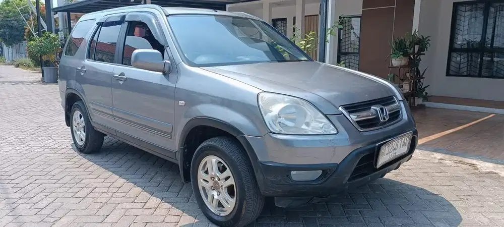 Mobil Honda CR-V Tahun 2003