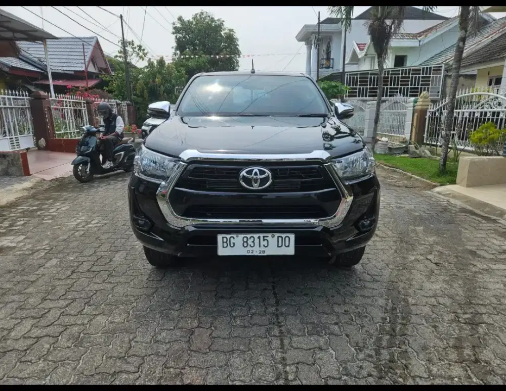 Hilux   G DC 4x4 manual