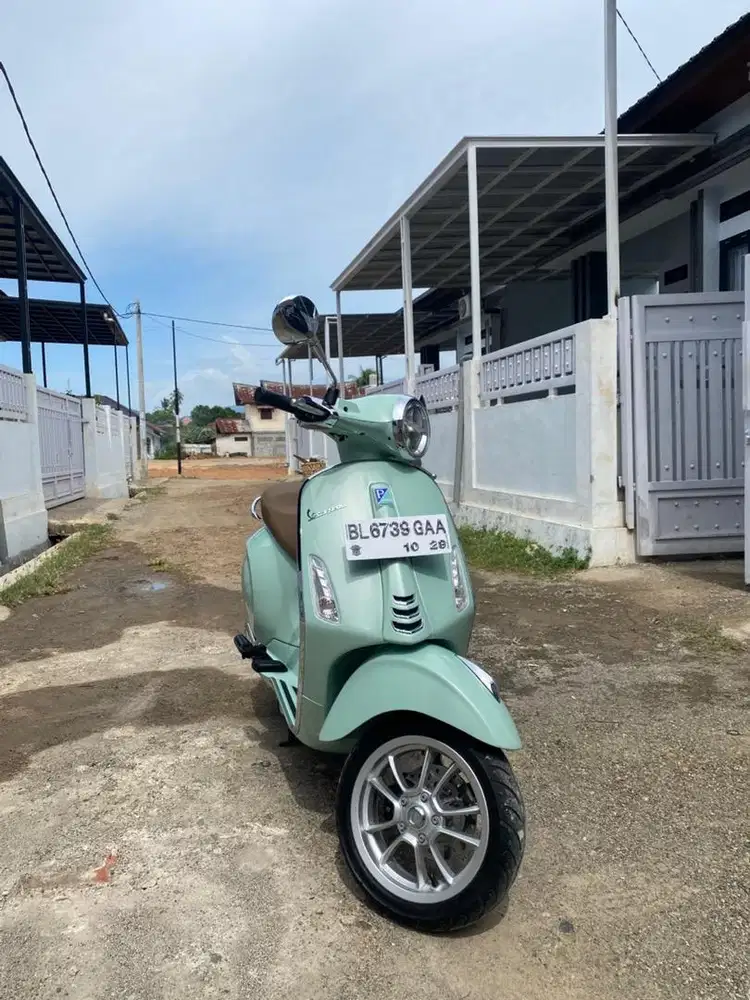 Vespa Primavera abs 150 Tahun 2024