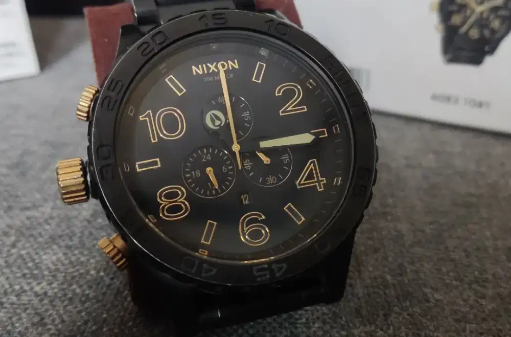 Nixon 51-30 Chrono Matte Black / Gold