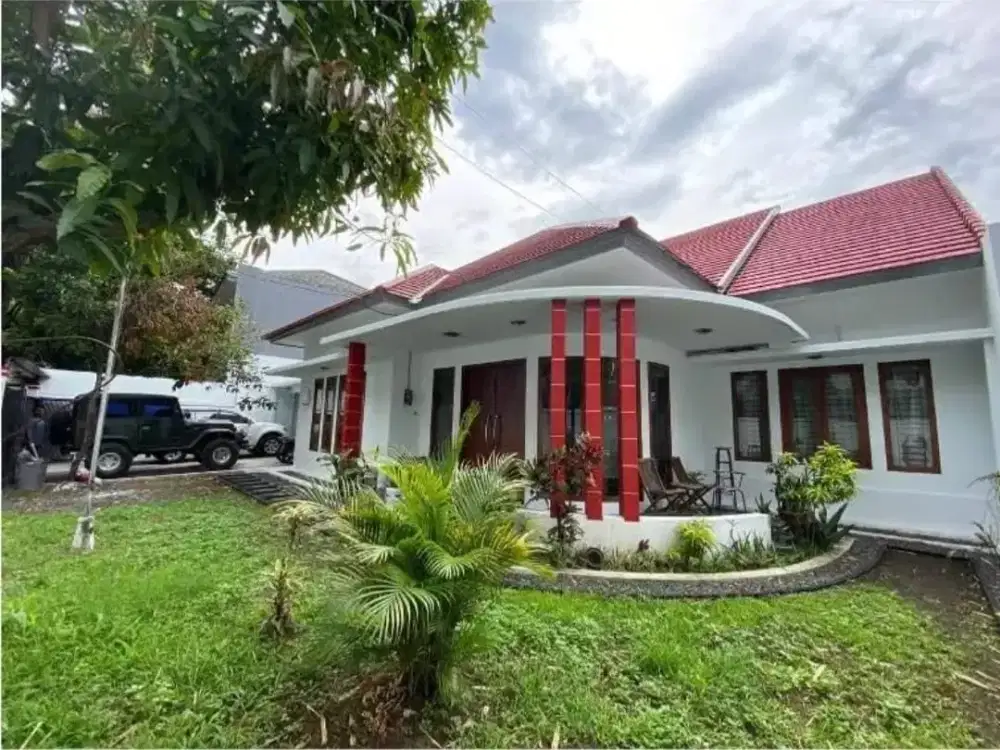 TERMURAH DIJUAL RUMAH DENGAN KOLAM RENANG DI JALAN WINDU BANDUNG AKSES JALAN GATOT SUBROTO