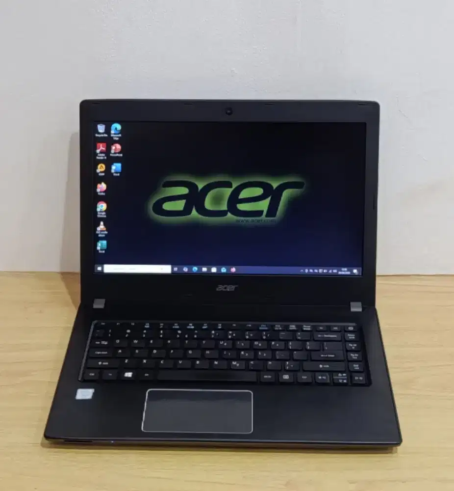Laptop Acer Aspire E5-475G Prosesor Intel Core i3-6006U RAM 4GB