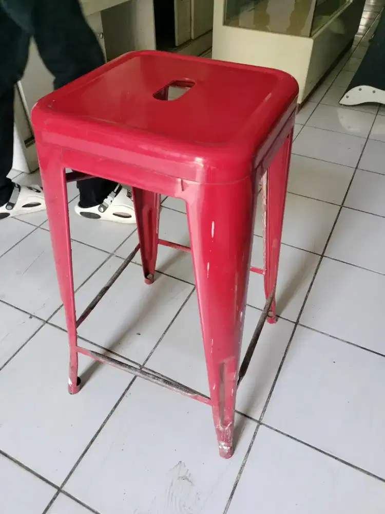 Jual kursi full besi bekas tinggi 65cm