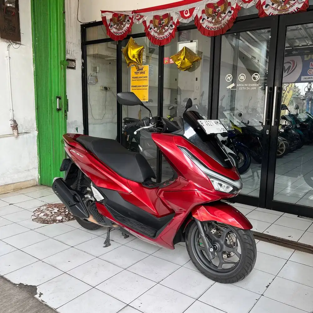 FOR SALE HONDA NEW PCX 160 CBS 2025 ( SECOND LIKE NEW )