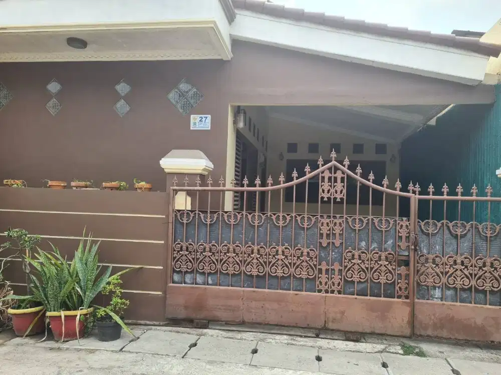 DISEWAKAN RUMAH UNTUK KELUARGA MUSLIM