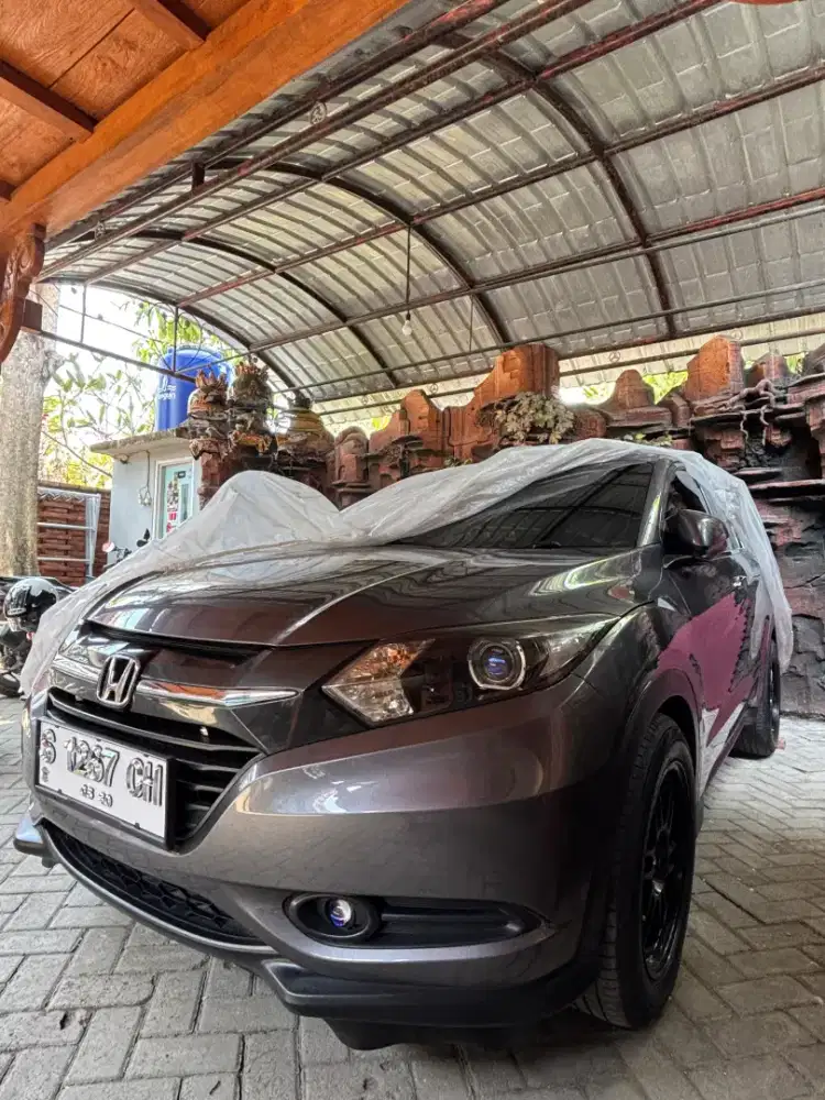 Di jual honda HR-V e CVT metic tahun 2015