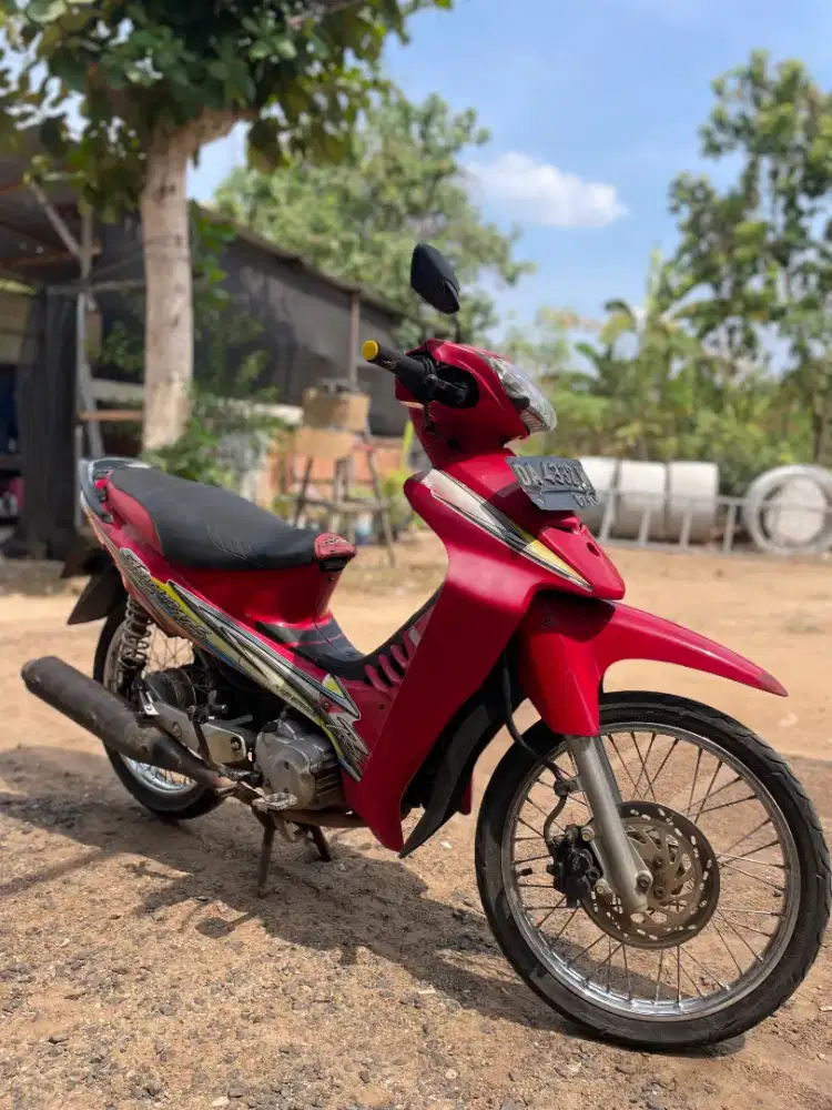 Suzuki shogun125