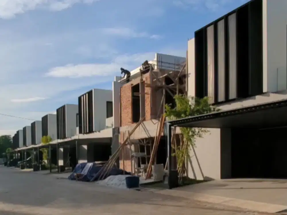 RUMAH BARU DI REMPOA TANGERANG SELATAN LOKASI STRATEGIS DEKAT MRT DIJUAL