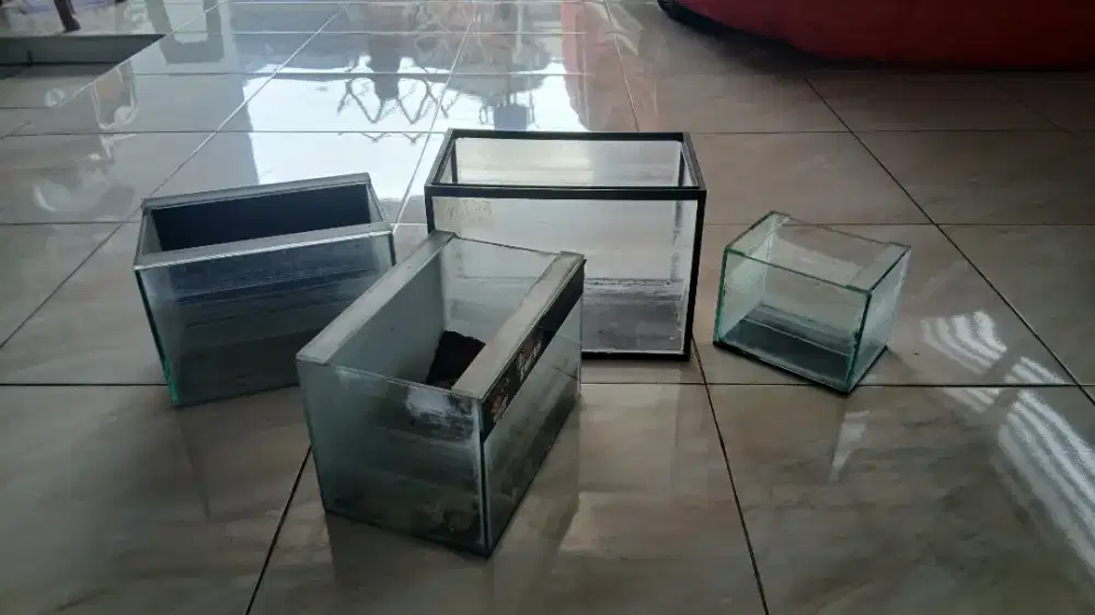 Jual aquarium bekas