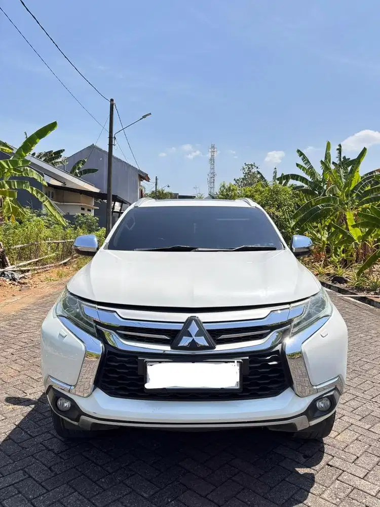 Pajero Sport Dakar 2.4 4X2 AT
