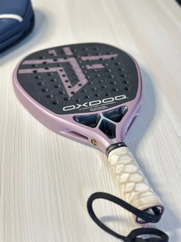 OXDOG Ultimate Pro+ HES-Carbon Padel Racket - Like New