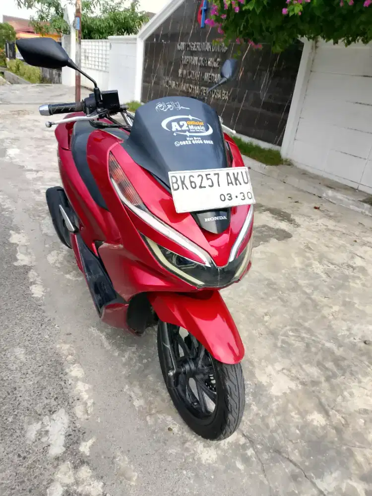 Dijual Honda PCX 150cc CBS ISS Remote, Sehat Mulus