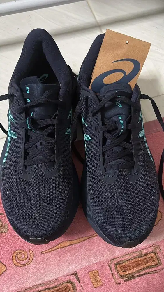 Sepatu Running Novablast 6 PSRI Edition