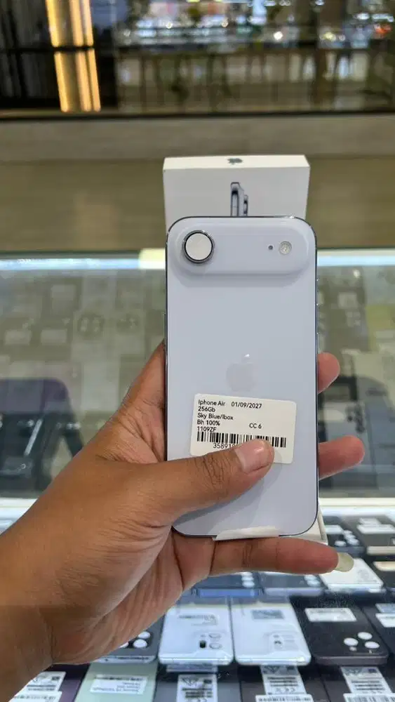 IPHONE 17 AIR 256GB IBOX ON 01 SEPTEMBER 2027 SIKLUS 6