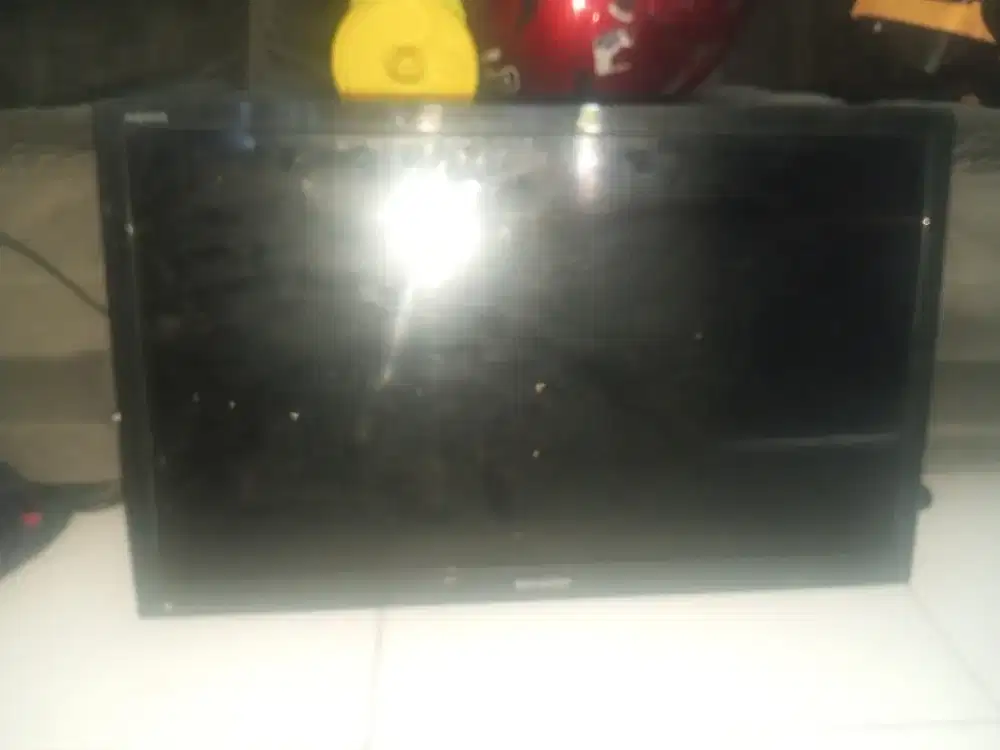 Sharp 24 inci posisi mati