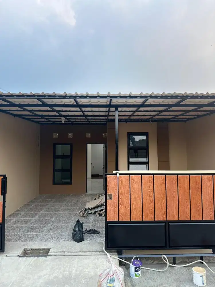 RUMAH BARU SELESAI RENOVASI TOTAL DALAM PERUMAHAN GRIYA INDAH SERPONG