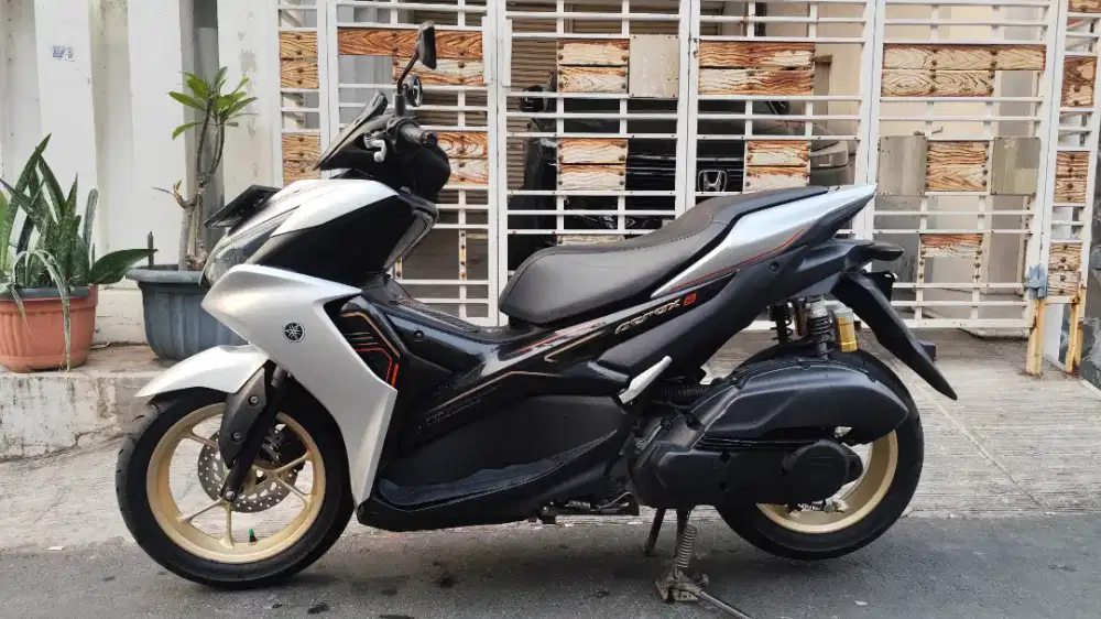 Yamaha aerox abs connected 2023 b dki km low