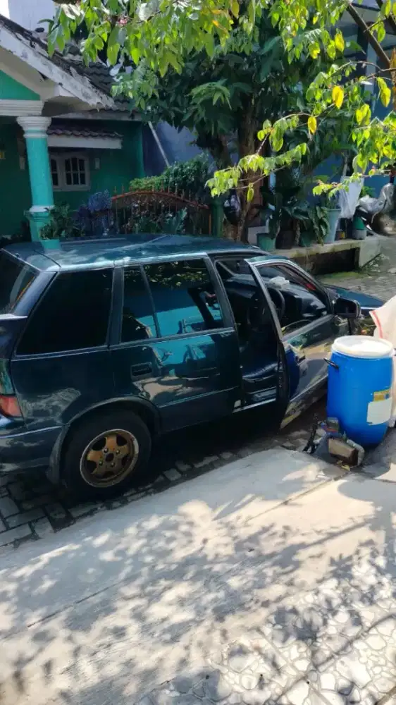Dijual Suzuki Eleny/Amenity