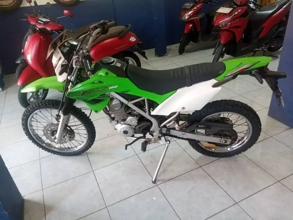 KAWASAKI KLX 150 KM11RB CASH CREDIT
