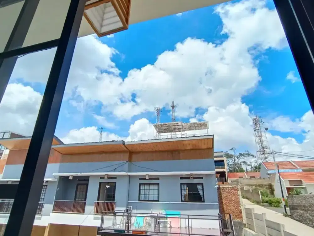 Dijual Rumah Villa di Komplek Nouka Village Kecamatan Cisarua bandung barat