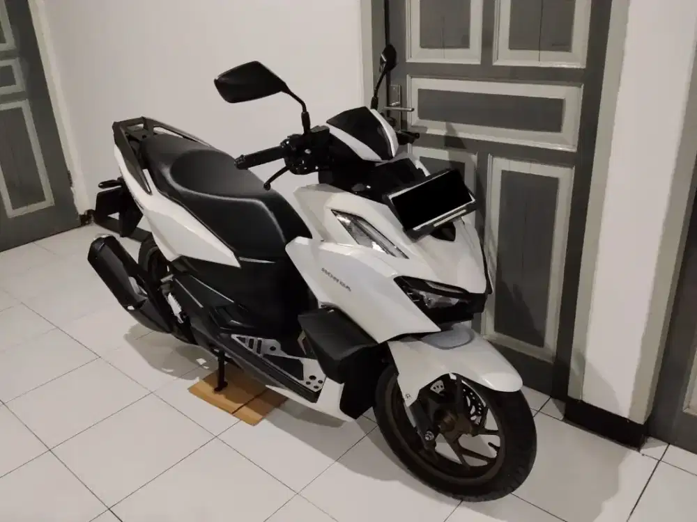 Honda Vario 160 CBS Keyless 2023/2024 1 Tangan Dari Baru Istimewa