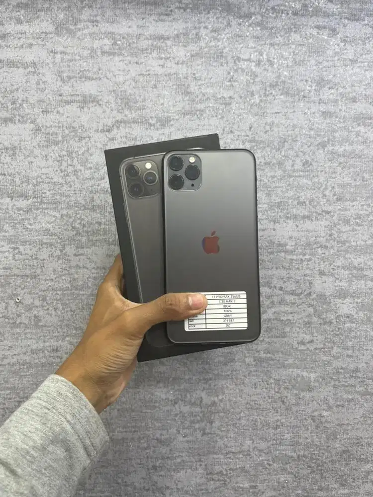 IPHONE 11 PROMAX 256GB GREY GARANSI IBOX