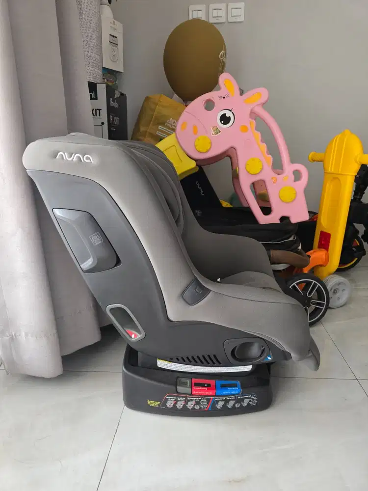 Nuna Rava Car Seat