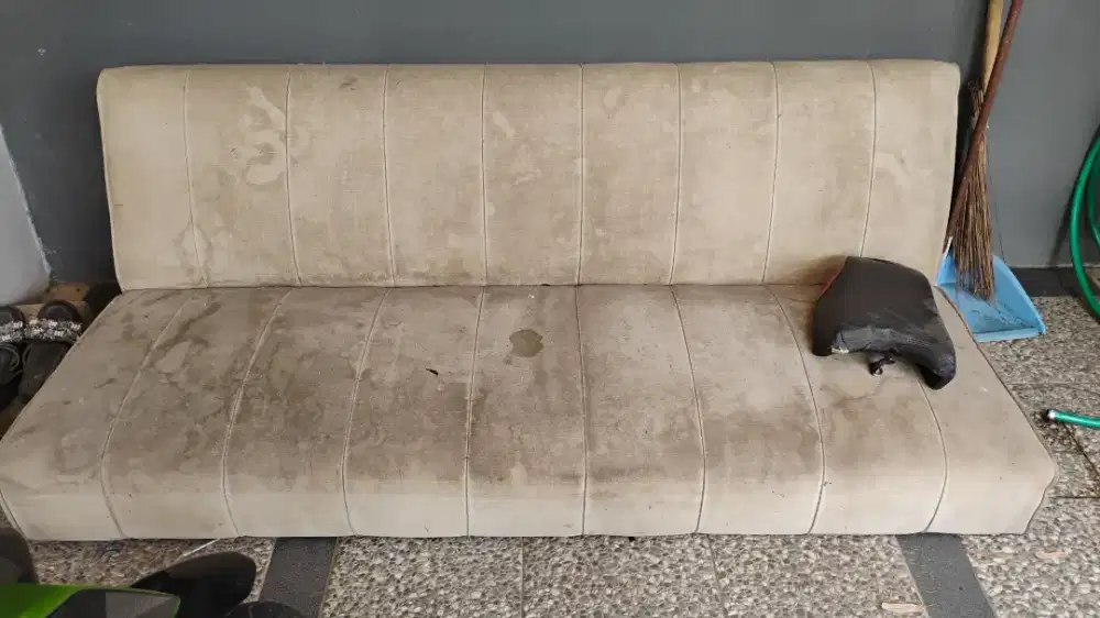 Sofa bed masih layak