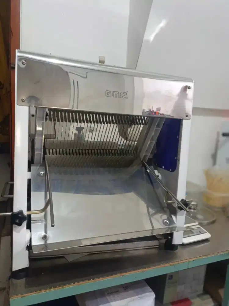 Pemotong roti getra 12mm