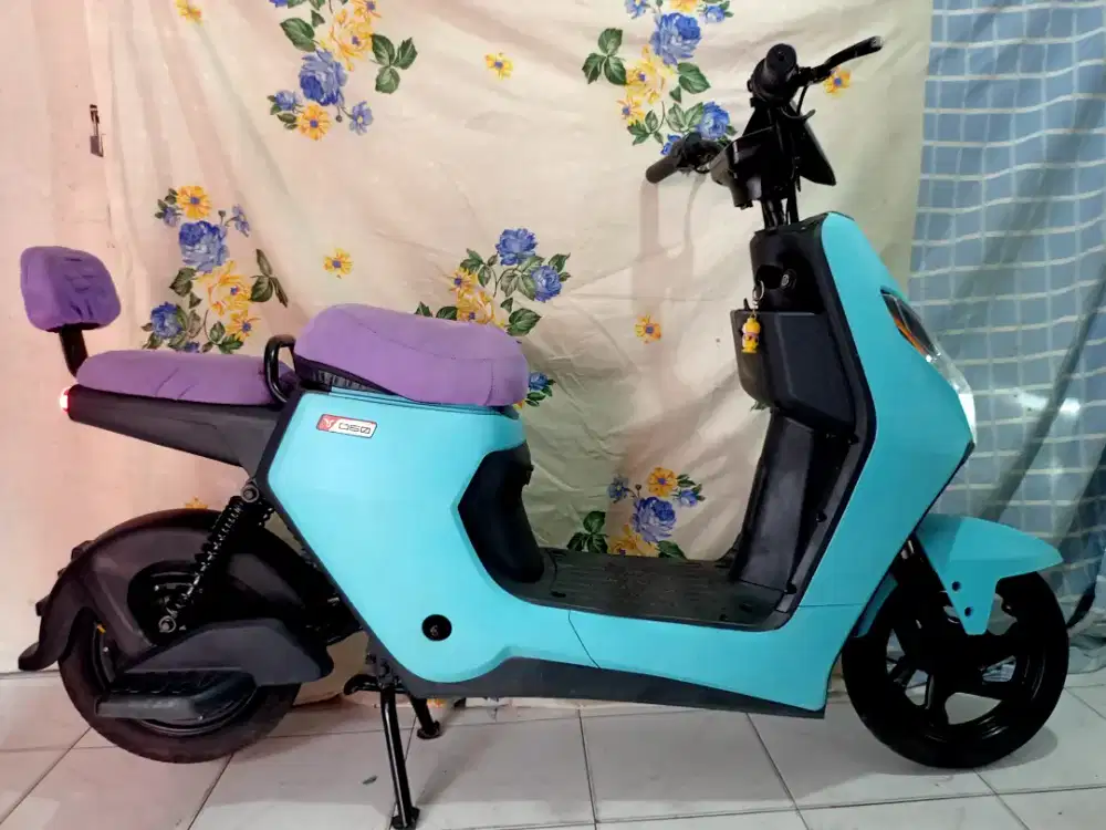 Sepeda listrik,Normal,Batere Bagus,Lampu2 Nyala semua,Tinggal gas .