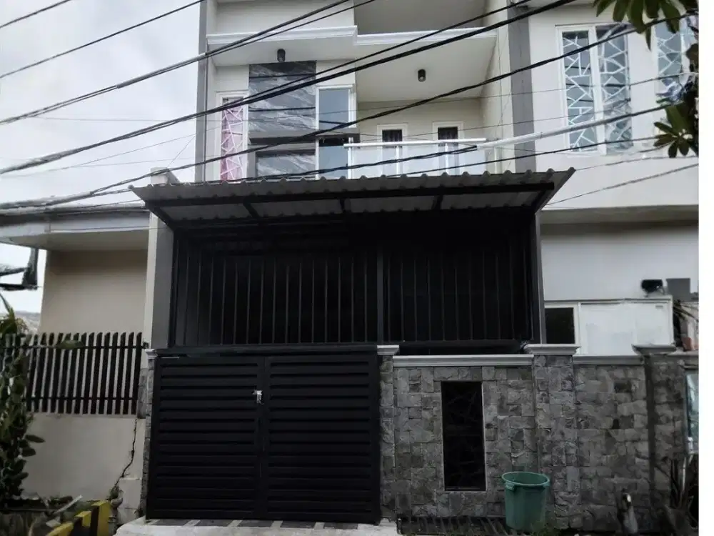 Rumah Taman Sutorejo Timur Minimalis