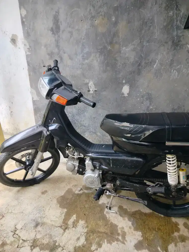 Honda Astrea Grand Bulus
