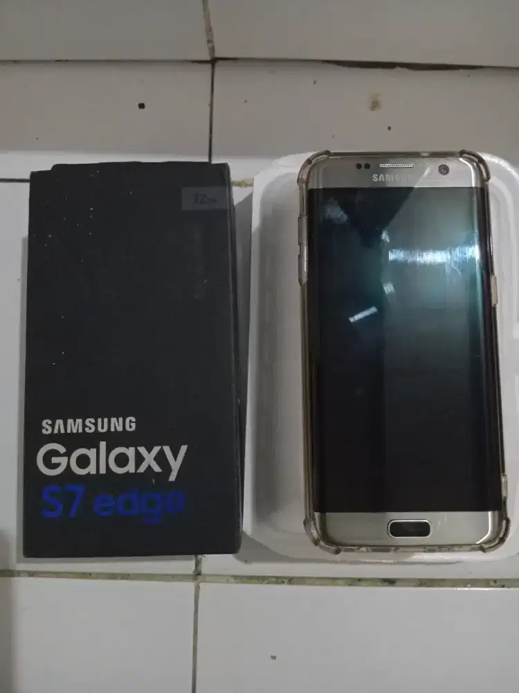 SAMSUNG S7 EDGE DUAL SIM SEIN RAM 4/32