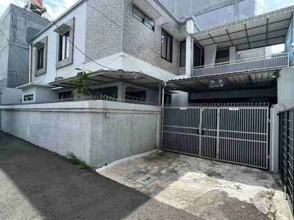 rumah siap huni tanah 200m² di Tebet dkt saharjo
