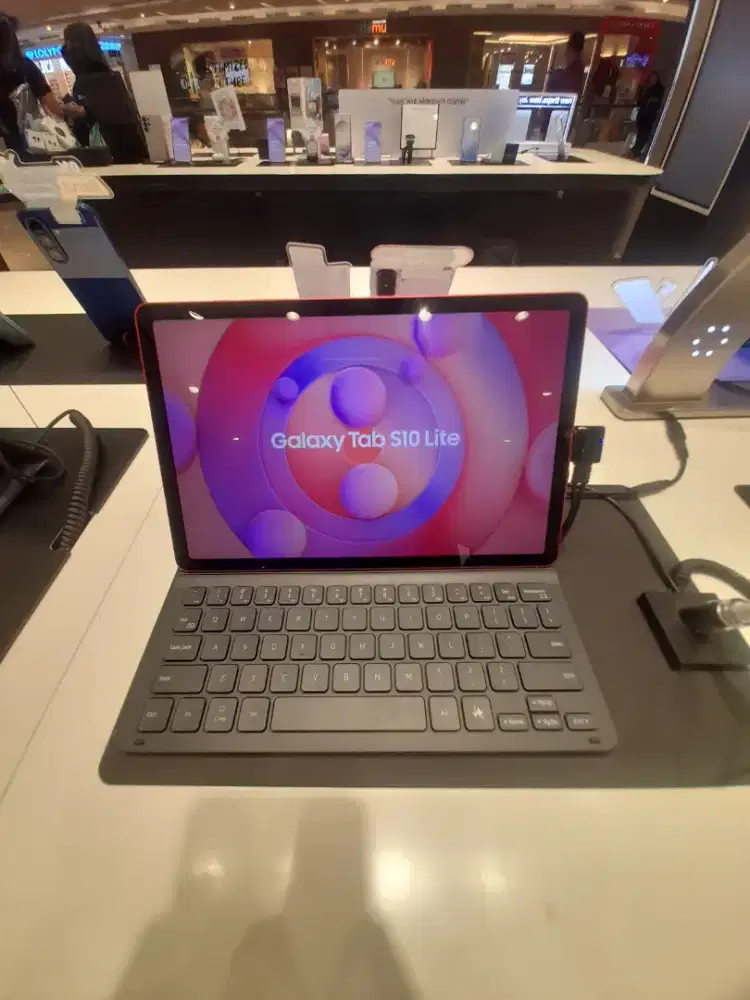 Samsung Galaxy Tab S10 Lite 128GB Gratis Keyboard Cover
